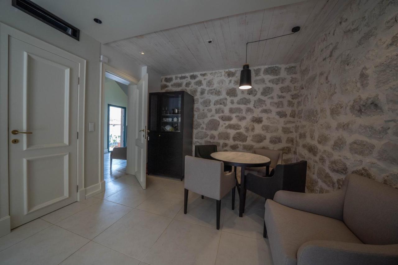 Apartments Gabela Risan Luaran gambar